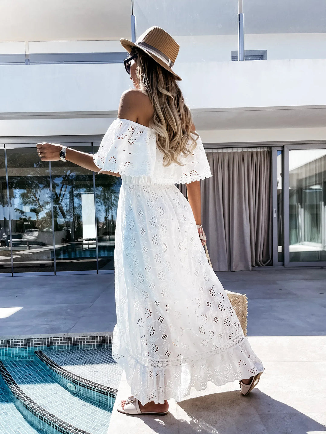 Alison - Elegant Off Shoulder Maxi Dress