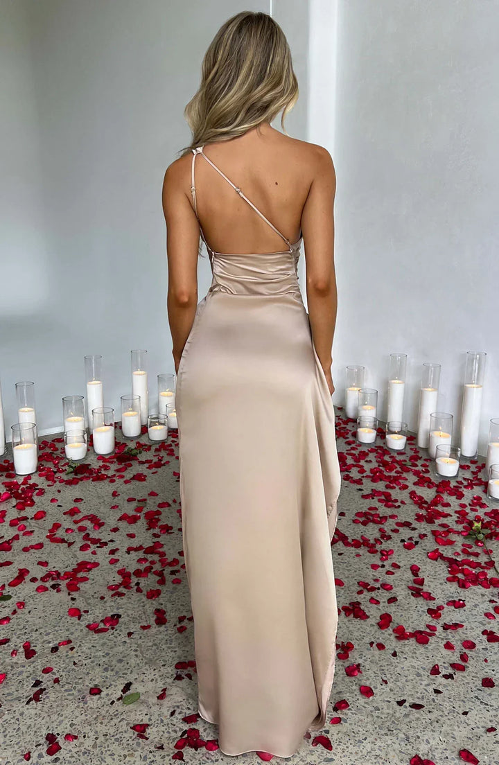 Neriah - Elegant Maxi Dress